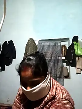 Snapshot of Sheema_tyagi chatting on January 5, 2026, 5:27 pm Sheema tyagi online show from January 5, 2026, 5:27 pm