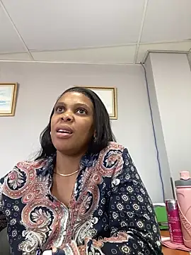 Snapshot of 031bubbles chatting on March 10, 2026, 11:59 am 031bubbles online show from March 10, 2026, 11:59 am