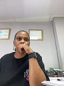 Snapshot of 031bubbles chatting on March 20, 2026, 10:31 am 031bubbles online show from March 20, 2026, 10:31 am