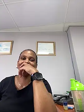 Snapshot of 031bubbles chatting on March 23, 2026, 12:09 pm 031bubbles online show from March 23, 2026, 12:09 pm