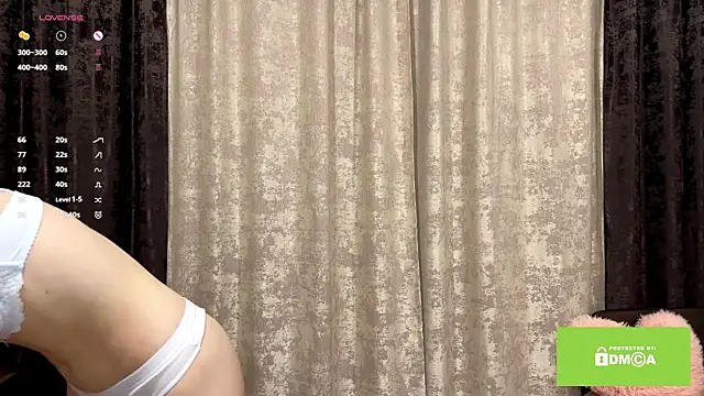 lady linaa online show from October 8, 2025, 4:37 pm