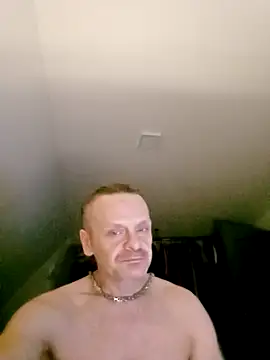 Snapshot of Kuba_Gd chatting on February 23, 2026, 10:29 pm Kuba Gd online show from February 23, 2026, 10:29 pm