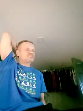 Snapshot of Kuba_Gd chatting on March 4, 2026, 5:35 am Kuba Gd online show from March 4, 2026, 5:35 am