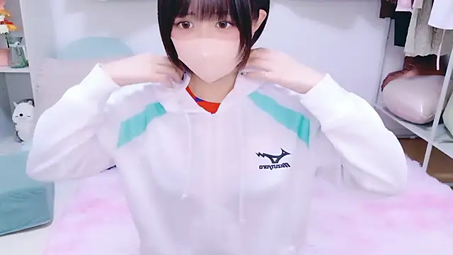 Hinata Sun online show from February 21, 2026, 1:34 pm