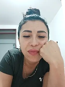 mia mancinii online show from February 20, 2026, 11:38 pm