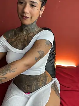 xbigpeach online show from November 5, 2025, 8:09 pm