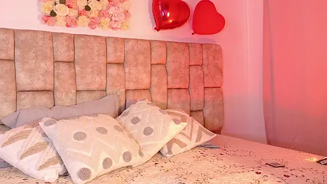 Kitty Rose   online show from September 25, 2025, 12:31 pm