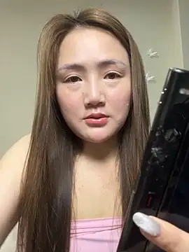 Snapshot of mengbaijiang07 chatting on April 16, 2026, 2:23 am mengbaijiang07 online show from April 16, 2026, 2:23 am