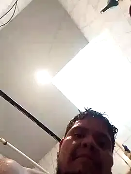 Snapshot of Maniakone chatting on October 11, 2025, 9:24 pm Maniakone online show from October 11, 2025, 9:24 pm