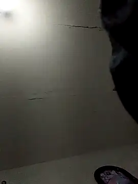 Snapshot of Maniakone chatting on October 13, 2025, 1:05 am Maniakone online show from October 13, 2025, 1:05 am