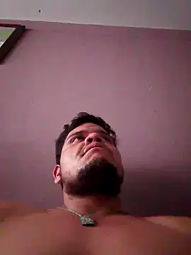 Snapshot of Maniakone chatting on October 19, 2025, 2:18 pm Maniakone online show from October 19, 2025, 2:18 pm