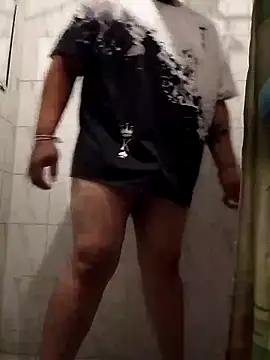 Snapshot of Maniakone chatting on October 24, 2025, 1:24 am Maniakone online show from October 24, 2025, 1:24 am