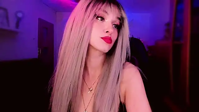 MistressJolie online show from March 26, 2026, 4:07 am