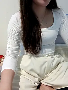 susu baby online show from February 4, 2026, 2:56 pm