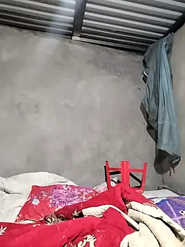 kute-00 online show from November 10, 2025, 9:58 pm