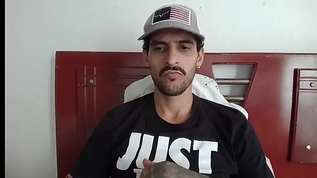 Snapshot of mochakkdj chatting on October 2, 2025, 1:29 pm mochakkdj online show from October 2, 2025, 1:29 pm