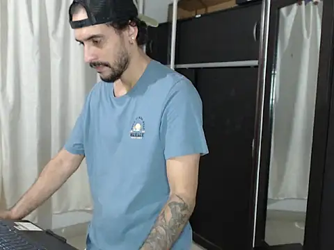 Snapshot of mochakkdj chatting on December 22, 2025, 11:02 pm mochakkdj online show from December 22, 2025, 11:02 pm