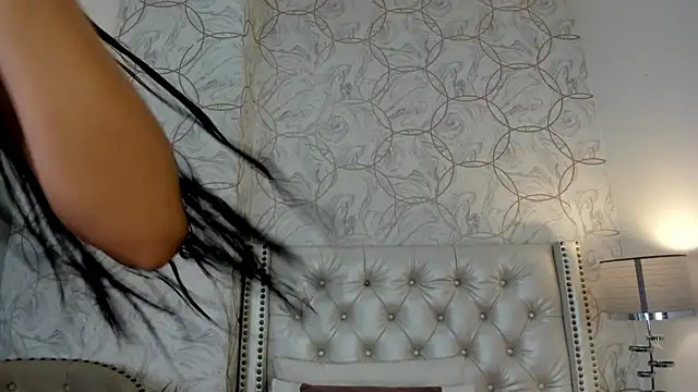 amara rousse online show from February 14, 2026, 11:29 am