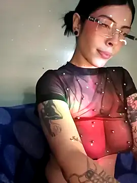 scarlet venom online show from November 26, 2025, 2:40 pm