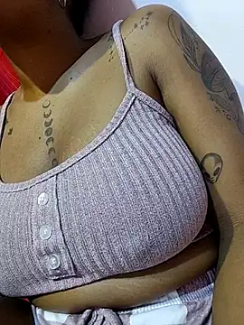 kdfoxxx online show from September 20, 2025, 1:50 am