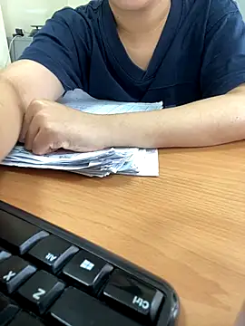 Snapshot of ThuPhuong-Tr chatting on September 10, 2025, 2:22 am ThuPhuong-Tr online show from September 10, 2025, 2:22 am