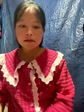 Snapshot of O_o_UwU_o_O chatting on September 9, 2025, 4:23 am O o UwU o O online show from September 9, 2025, 4:23 am