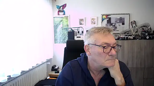 randyandy67 online show from November 21, 2025, 9:30 am