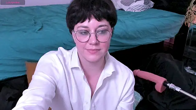 MossPrince online show from September 20, 2025, 9:05 pm