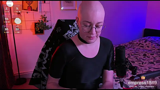 MossPrince online show from November 12, 2025, 5:46 pm