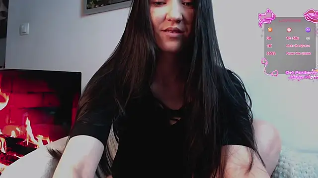 Veliora online show from November 22, 2025, 5:23 pm