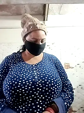 Rakhi sawant143 online show from December 19, 2025, 2:18 am