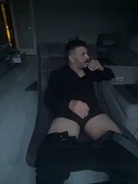 Snapshot of denizdeniz28 chatting on April 16, 2026, 4:52 pm denizdeniz28 online show from April 16, 2026, 4:52 pm