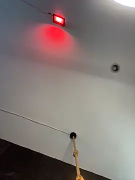 Juanita-Diaz online show from February 8, 2026, 8:34 pm