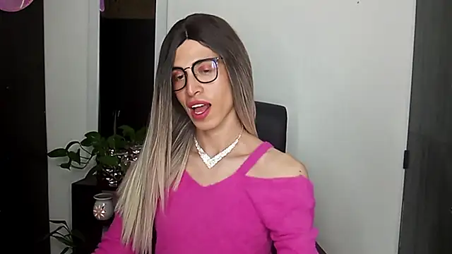 Snapshot of Andy_Roses chatting on November 26, 2025, 10:11 pm Andy Roses online show from November 26, 2025, 10:11 pm