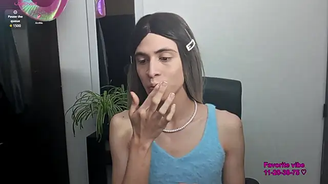 Snapshot of Andy_Roses chatting on February 6, 2026, 8:40 am Andy Roses online show from February 6, 2026, 8:40 am