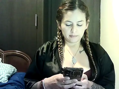 Valery  Rouse  online show from March 20, 2026, 11:09 pm