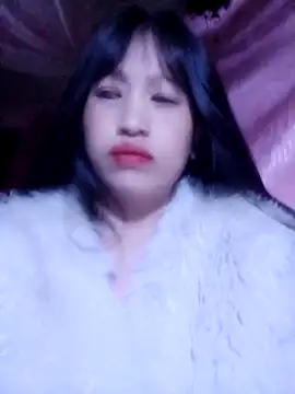 VanGau031694 online show from December 15, 2025, 6:28 am