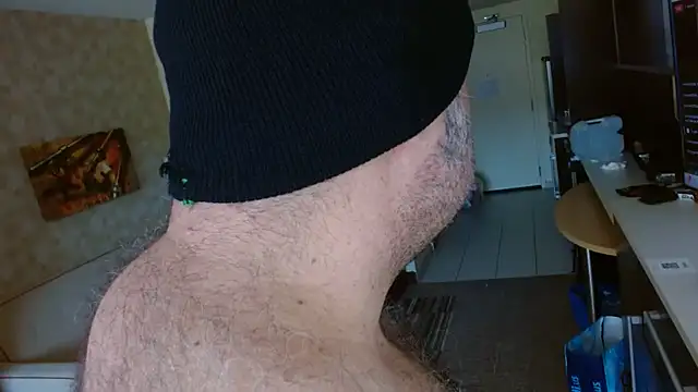 Snapshot of bullmusclejoe chatting on October 5, 2025, 2:37 pm bullmusclejoe online show from October 5, 2025, 2:37 pm