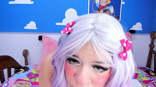 miss  evolet online show from December 2, 2025, 11:04 am