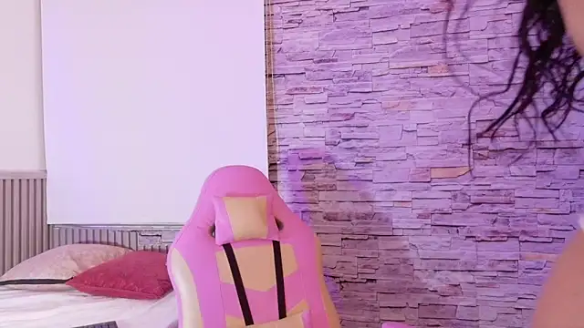 liz monserrat 1 online show from January 6, 2026, 7:39 pm