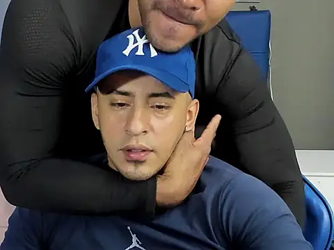 AngelAndChris online show from September 25, 2025, 12:20 pm
