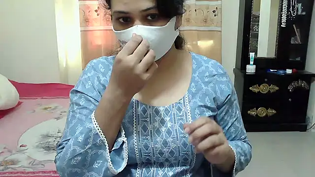 Elena cruz5 online show from November 20, 2025, 5:07 am