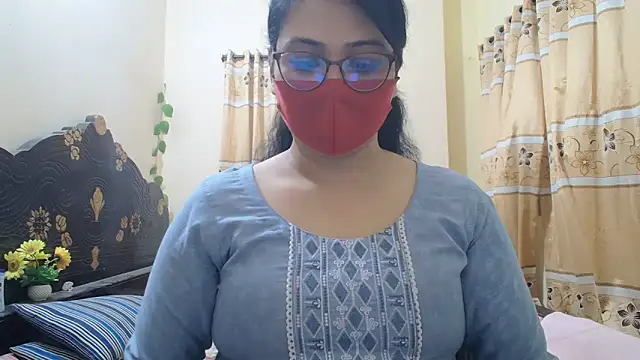 Snapshot of Elena_cruz5 chatting on May 22, 2026, 4:23 pm Elena cruz5 online show from May 22, 2026, 4:23 pm