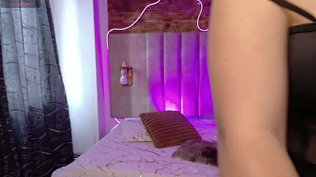 Emma visconti online show from October 12, 2025, 12:59 pm