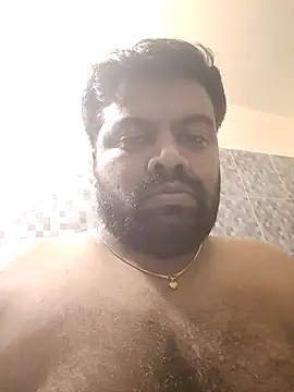 Massivehitman online show from June 7, 2026, 5:27 pm