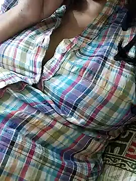 Snapshot of Janvi_-Love chatting on September 24, 2025, 6:22 pm Janvi -Love online show from September 24, 2025, 6:22 pm