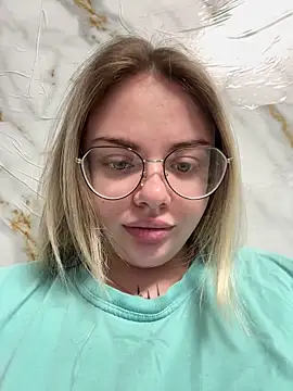 Snapshot of StasySweet chatting on February 7, 2026, 4:38 am StasySweet online show from February 7, 2026, 4:38 am