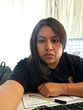 Amapola blue online show from November 27, 2025, 2:41 pm