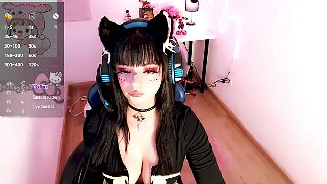 Lunyhose online show from January 14, 2026, 8:25 pm