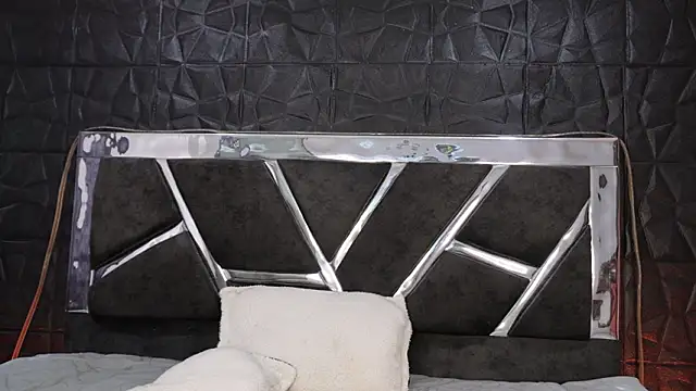 natasha vesper online show from January 14, 2026, 7:19 pm